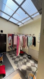fasilitas kost putri yang lengkap di malang, kost putri bersih dan nyaman di malang, kost putri dengan fasilitas lengkap di malang, kost putri eksklusif malang, kost putri malang harga terbaik, kost putri malang lokasi strategis, kost putri murah malang, kost putri recomended di malang, kost-an malang dengan garasi luas, kost-an yang punya garasi luas, rekomendasi kost muslimah yang nyaman area malang, rekomendasi kost putri malang, rekomendasi kost putri yang nyaman di malang, rekomendasi kost untuk mahasiswi di malang