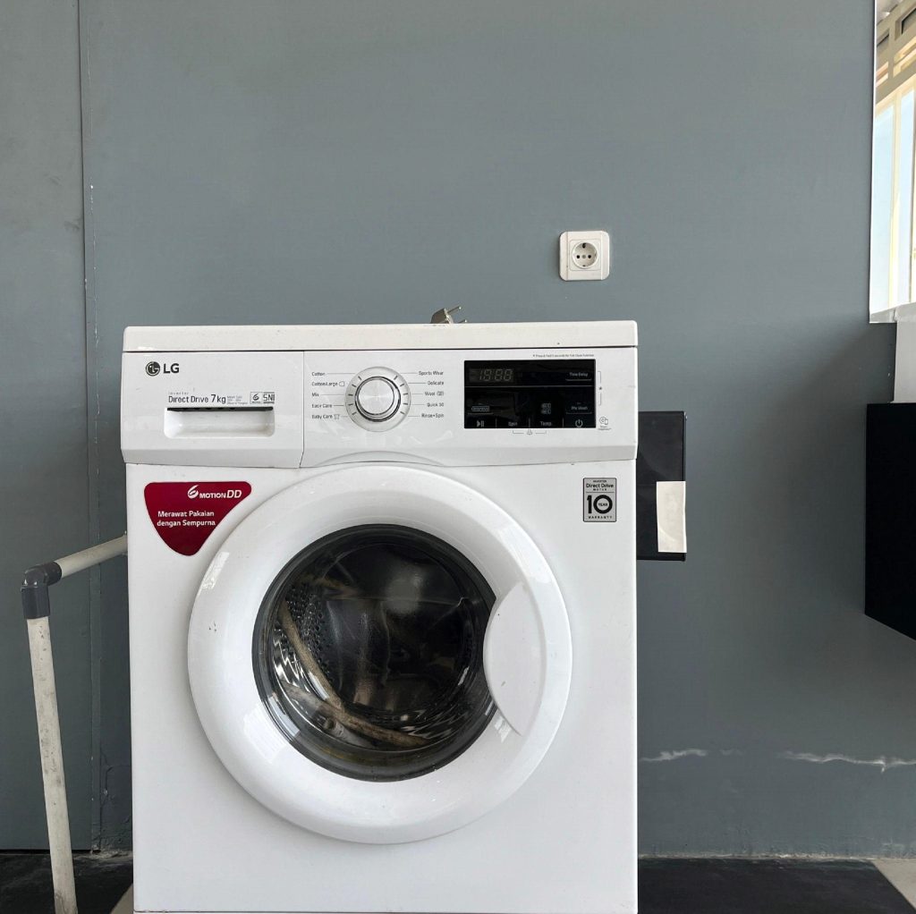 laundry pakaian anak kost, laundry pakaian di malang untuk anak kost, jasa laundry untuk anakkost di malang, jasa laundry murah dan terpercaya di malang, jasa laundry anak kost murah di malang, kost di malang yang menyediakan laundry, laundry baju murah anak kost di malang